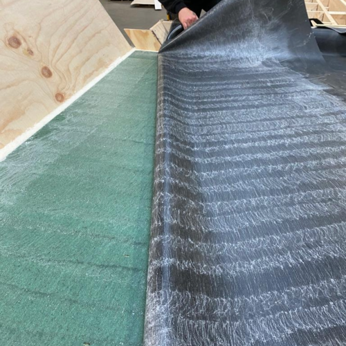 EPDM lijmen met spray in spuitbus