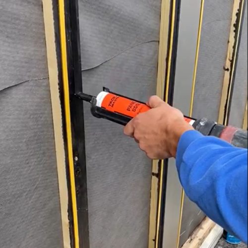 Panel bond trespa kit aanbrengen
