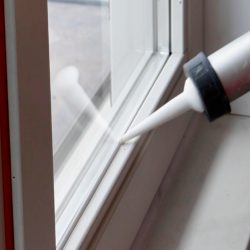 Glas kit aanbrengen