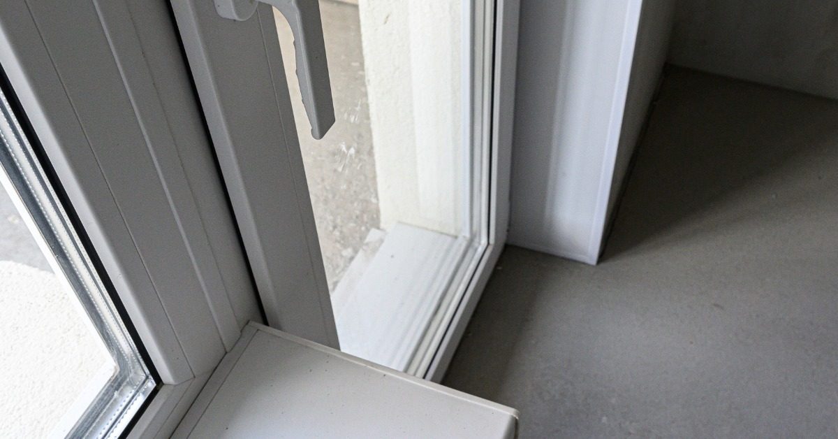 Compriband kozijn aanbrengen