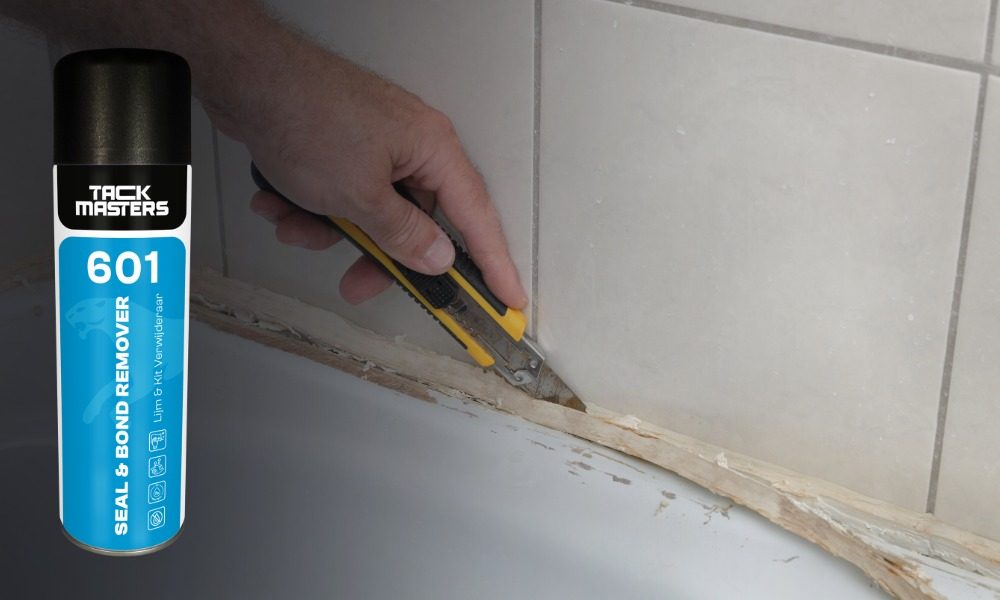 Hoe oude kit verwijderen in badkamer