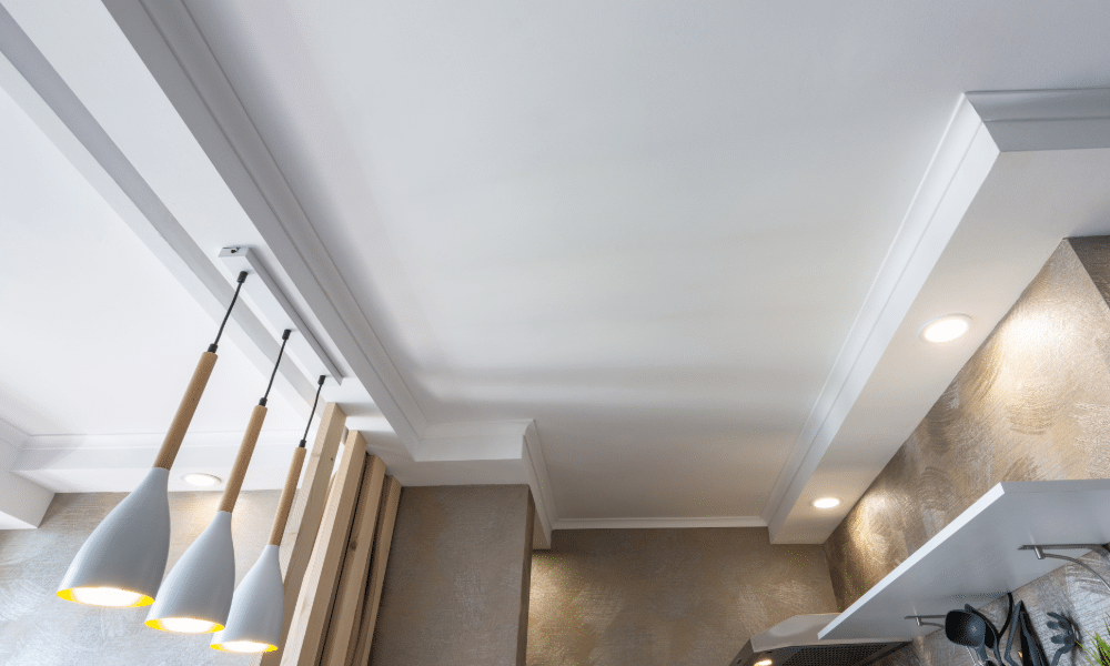 Naad plafond muur kitten